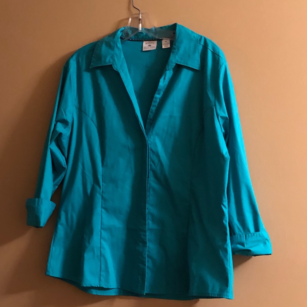 Women’s Teal Button up Shirt
